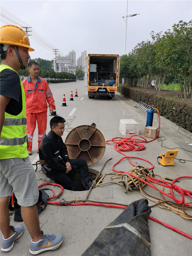 竟陵街道翻衬法管道修复技术主要工序