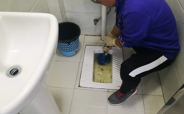 竟陵街道疏通蹲坑